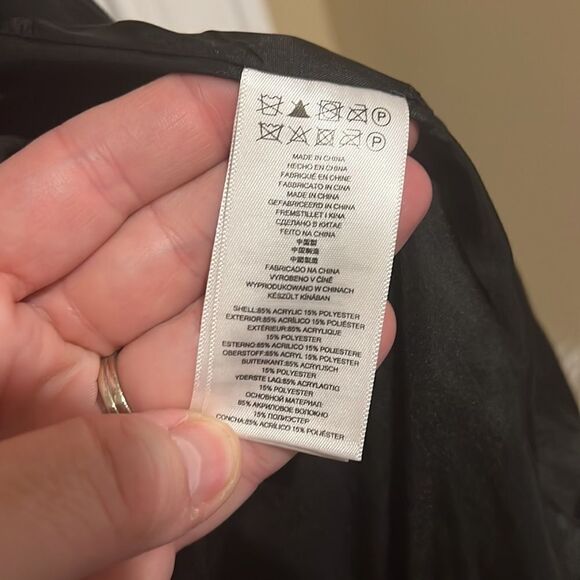 Michael Michael Kors Gray faux Fur Vest - Picture 3 of 6